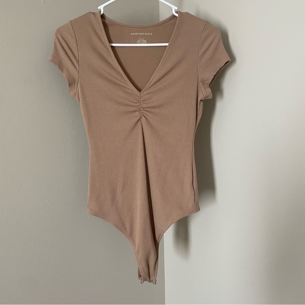 American Eagle Outfitters Tan Ribbed Bodysuit size Medium